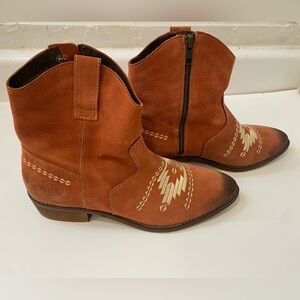Musse & Cloud Athya Western Aztec Leather Bootie